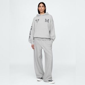 Gap × Disney Adult Oversized Logo set